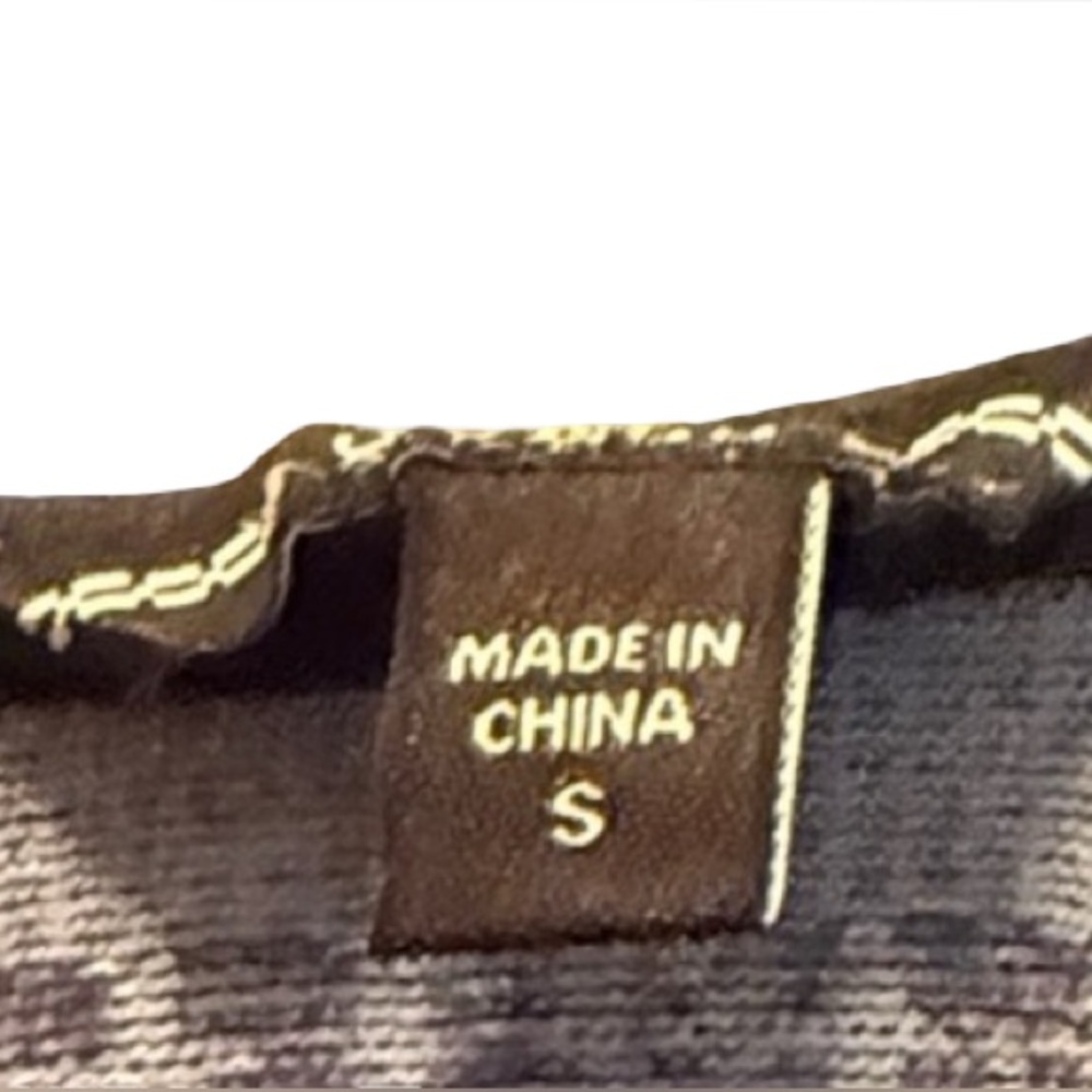 NWT Guess Ribbed Bodysuit - Picture 3 of 4